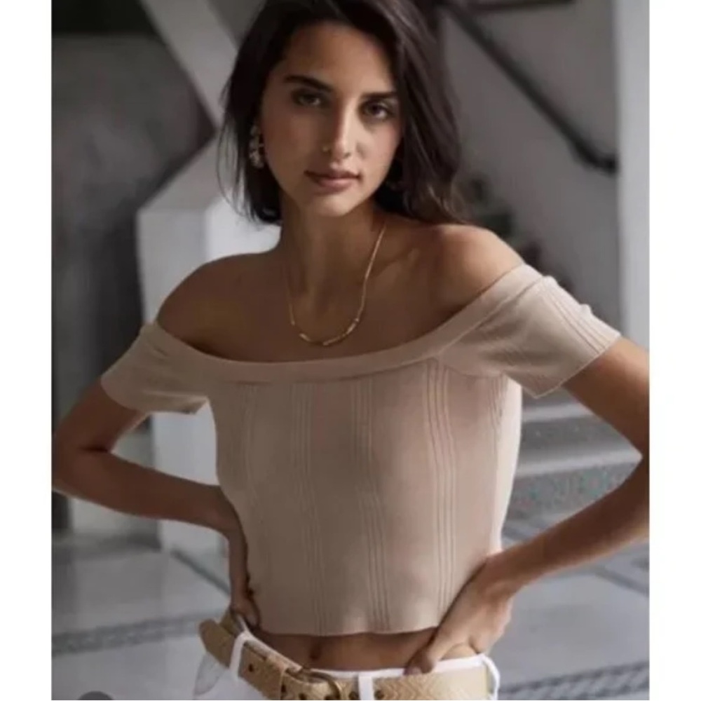 L’AGENCE Off-Shoulder Yuki Knit Top